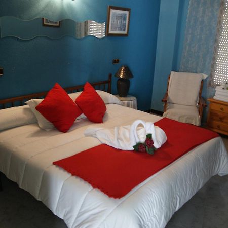 Hotel Vazquez Diaz Nerva Esterno foto